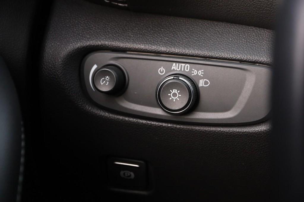 used 2024 Chevrolet Blazer car, priced at $24,727