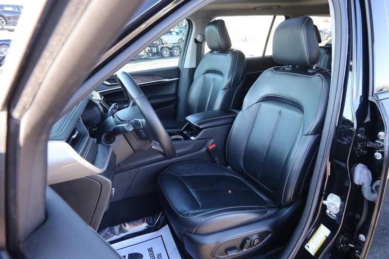 used 2021 Jeep Grand Cherokee L car, priced at $25,615