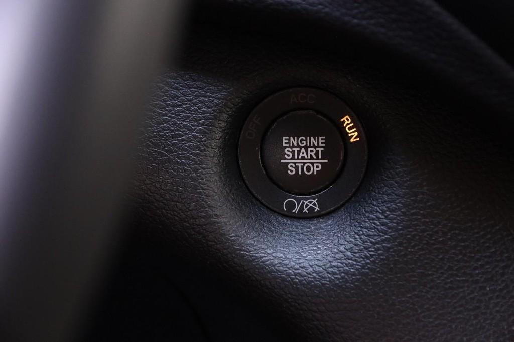 used 2020 Jeep Cherokee car, priced at $20,714