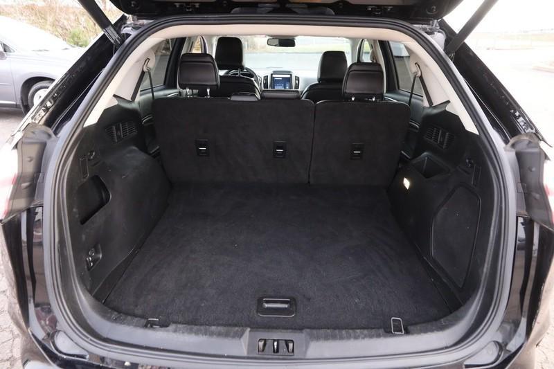 used 2022 Ford Edge car, priced at $17,137