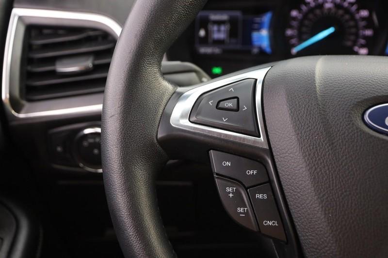 used 2022 Ford Edge car, priced at $17,137