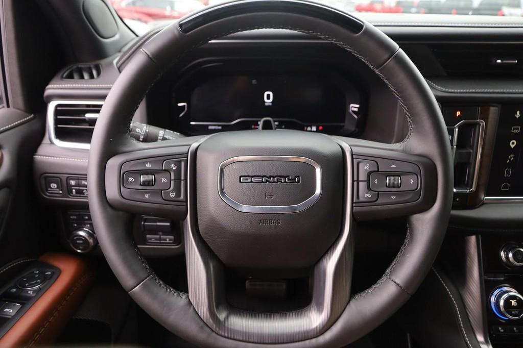 used 2024 GMC Yukon car, priced at $83,159
