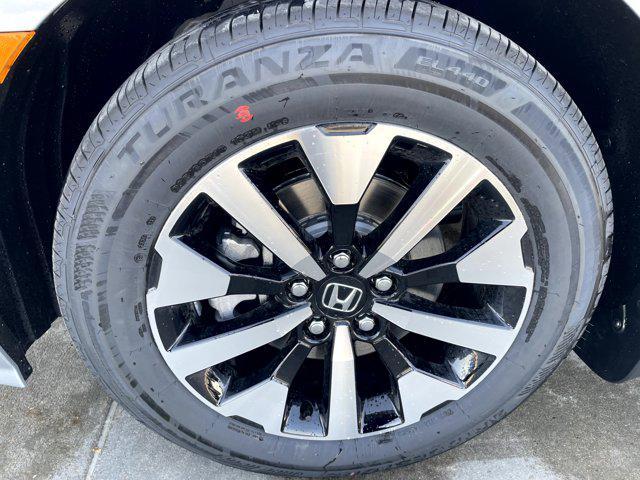 new 2026 Honda Odyssey car, priced at $44,290