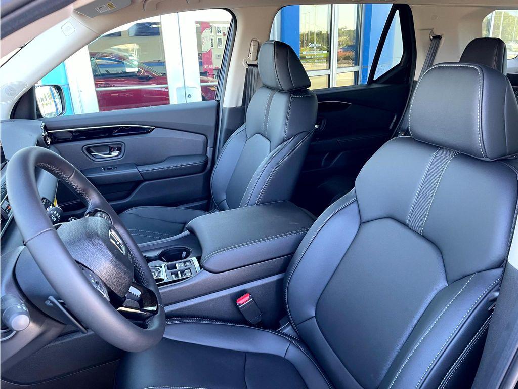 new 2026 Honda Passport car, priced at $46,694