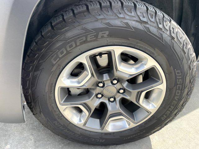 used 2019 Jeep Cherokee car, priced at $16,300
