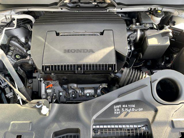 used 2024 Honda Pilot car, priced at $38,975