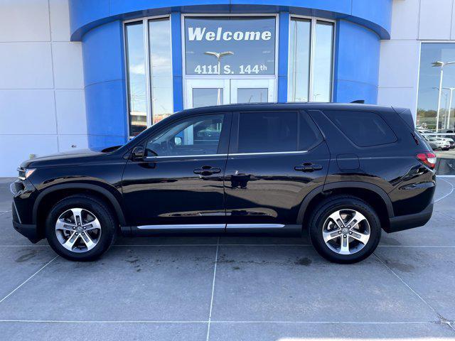 used 2025 Honda Pilot car, priced at $44,575