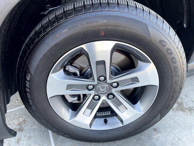 used 2025 Honda Pilot car, priced at $44,575