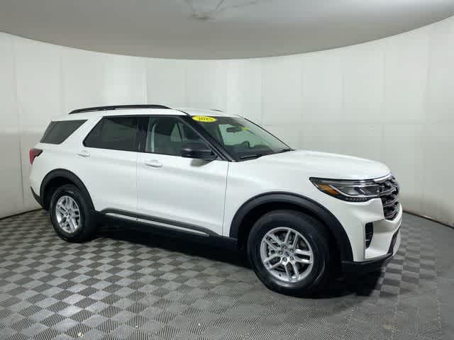 new 2025 Ford Explorer car, priced at $42,882