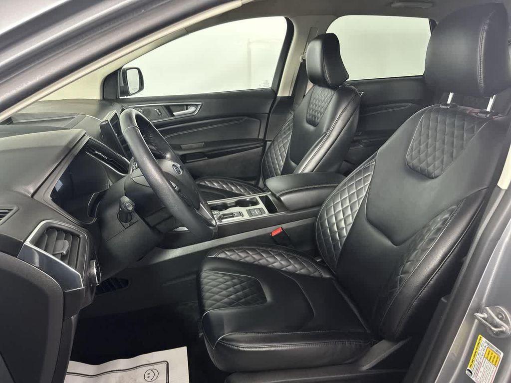 used 2024 Ford Edge car, priced at $24,757