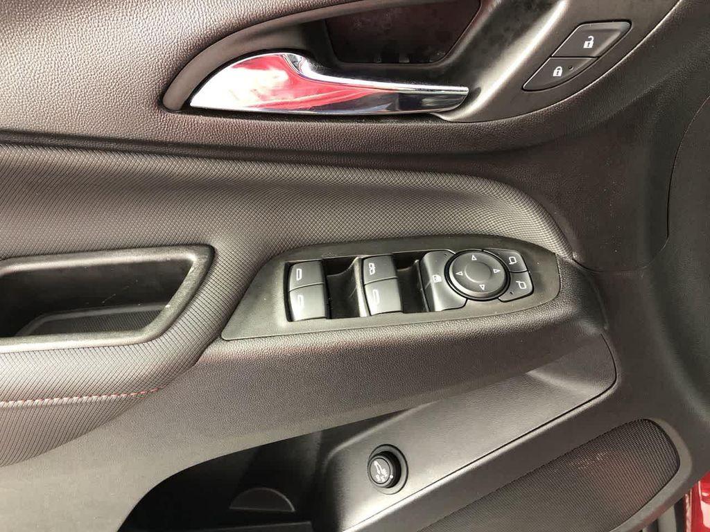 used 2022 Chevrolet Equinox car, priced at $21,819