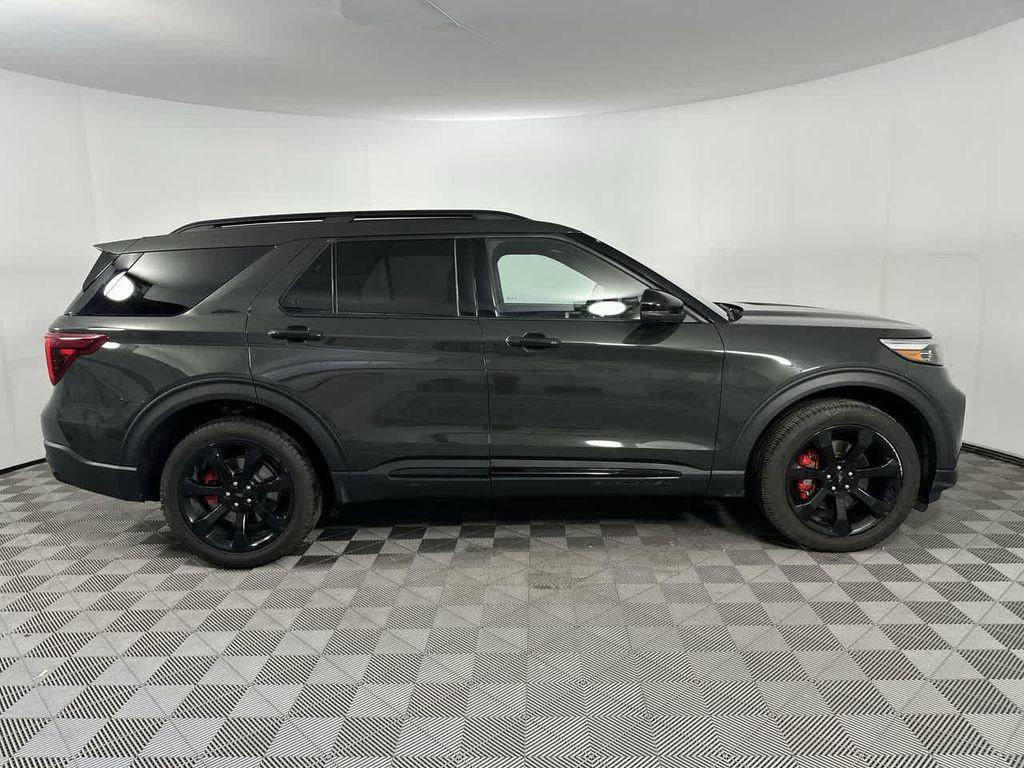 used 2022 Ford Explorer car, priced at $35,299