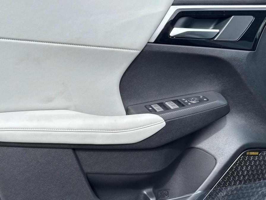 new 2025 Mitsubishi Outlander car, priced at $39,295