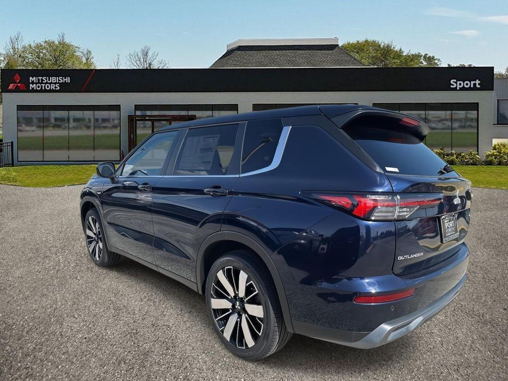 new 2025 Mitsubishi Outlander car, priced at $31,295