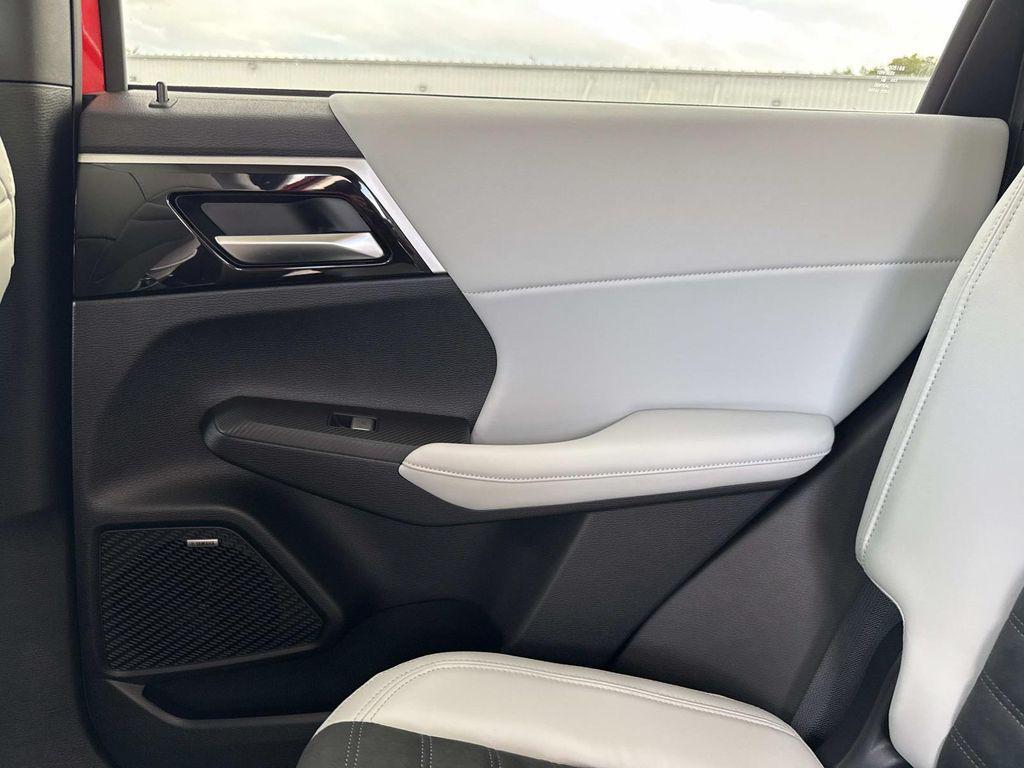 new 2025 Mitsubishi Outlander car, priced at $36,840