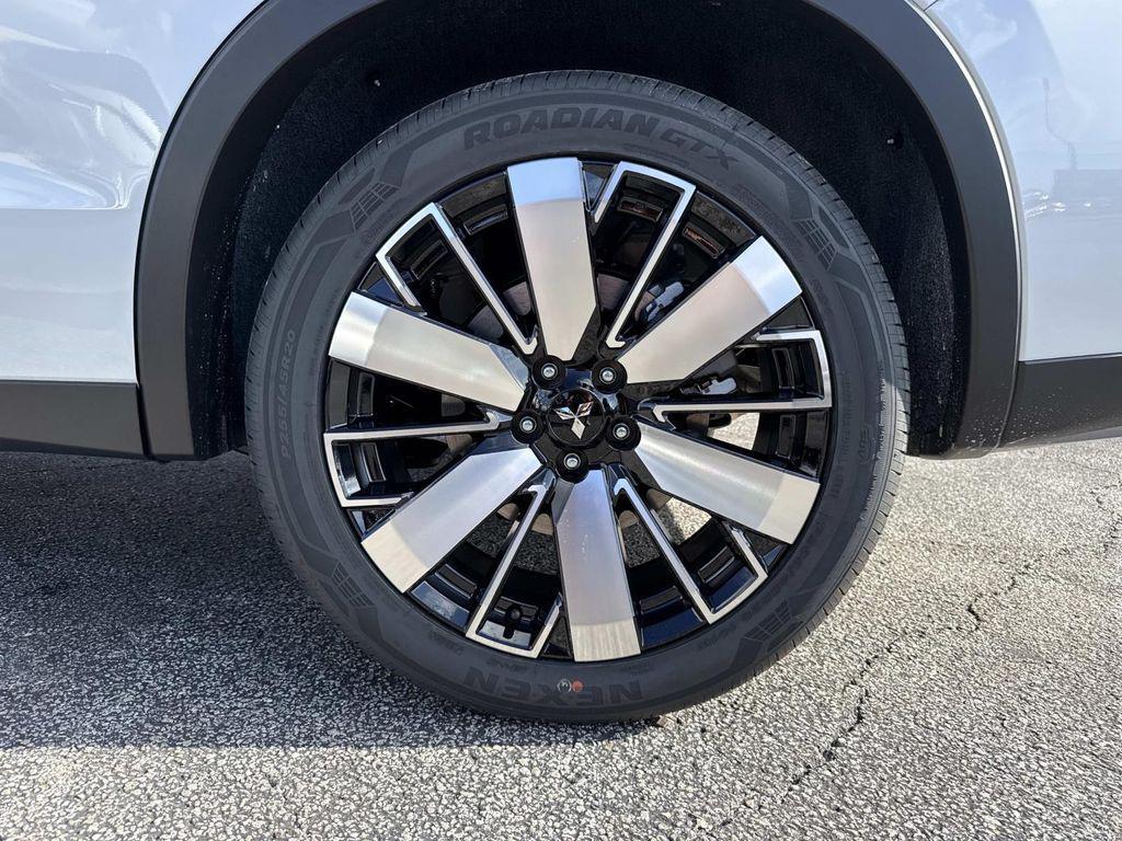 new 2026 Mitsubishi Outlander car, priced at $41,110