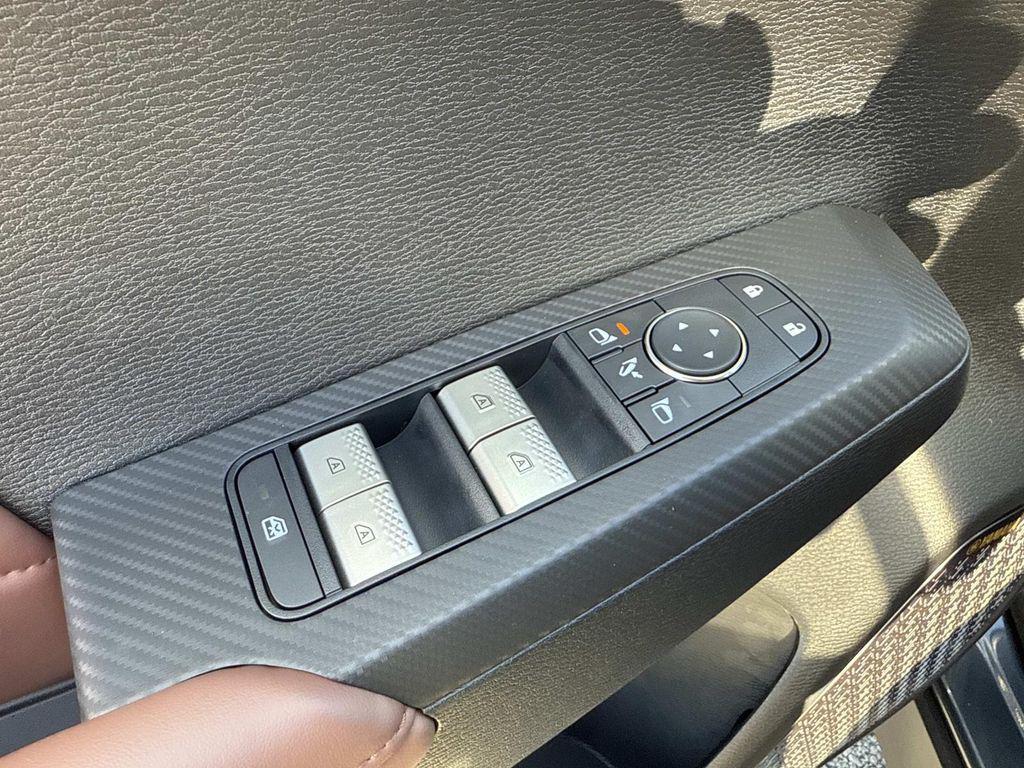 new 2025 Mitsubishi Outlander car, priced at $44,350