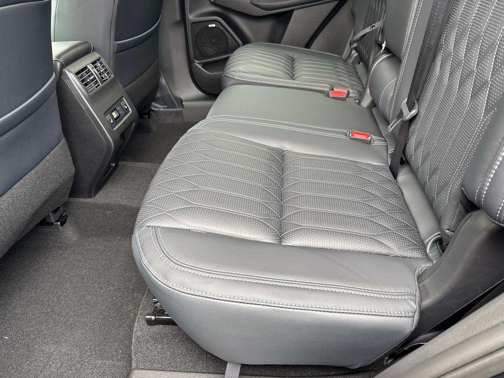 new 2025 Mitsubishi Outlander car, priced at $41,695