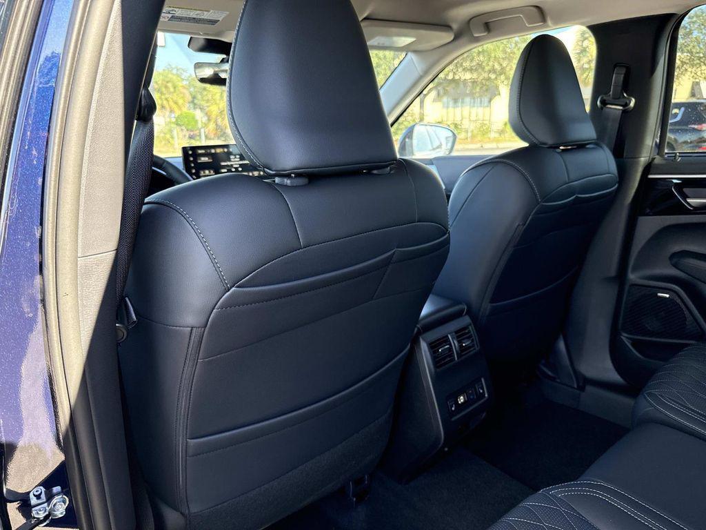 new 2025 Mitsubishi Outlander car, priced at $40,905