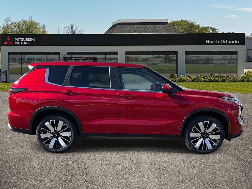 new 2025 Mitsubishi Outlander car, priced at $40,040