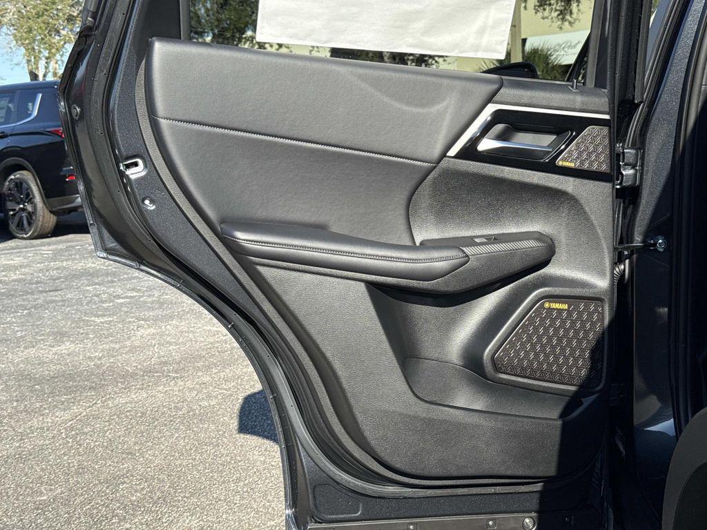 new 2026 Mitsubishi Outlander car, priced at $36,100