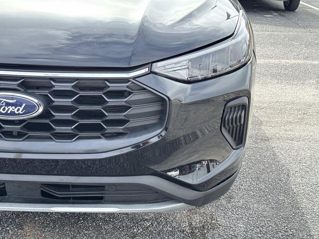 used 2025 Ford Escape car, priced at $20,488