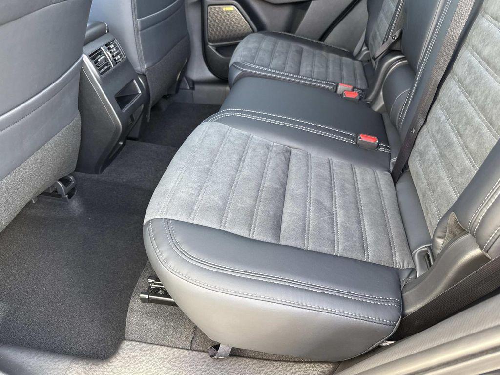 new 2025 Mitsubishi Outlander car, priced at $39,445