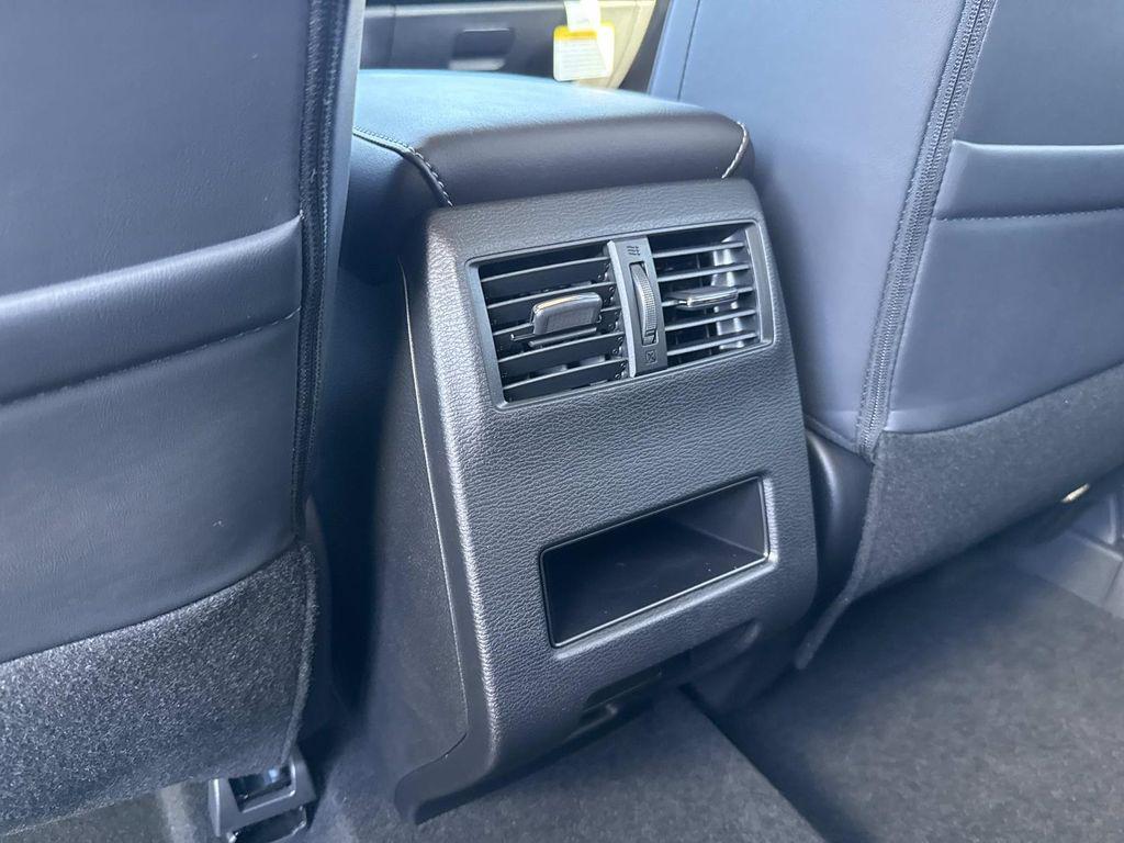 new 2025 Mitsubishi Outlander car, priced at $39,445