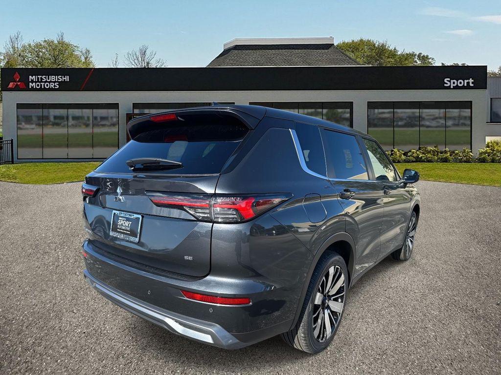new 2025 Mitsubishi Outlander car, priced at $31,445