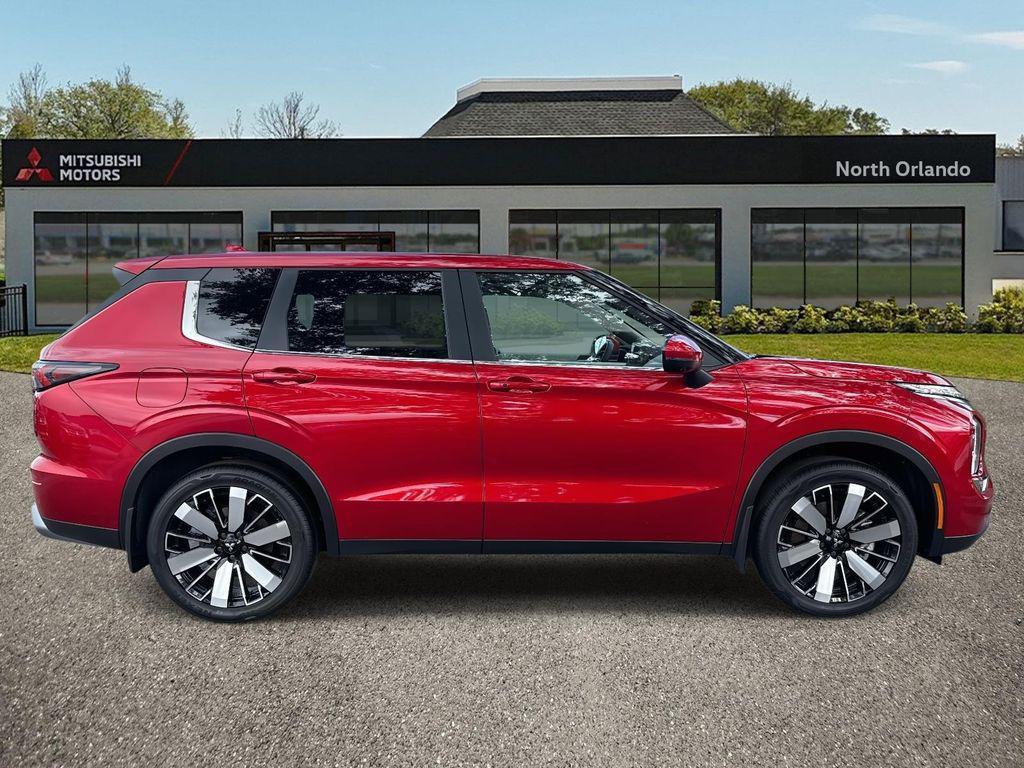 new 2025 Mitsubishi Outlander car, priced at $34,040