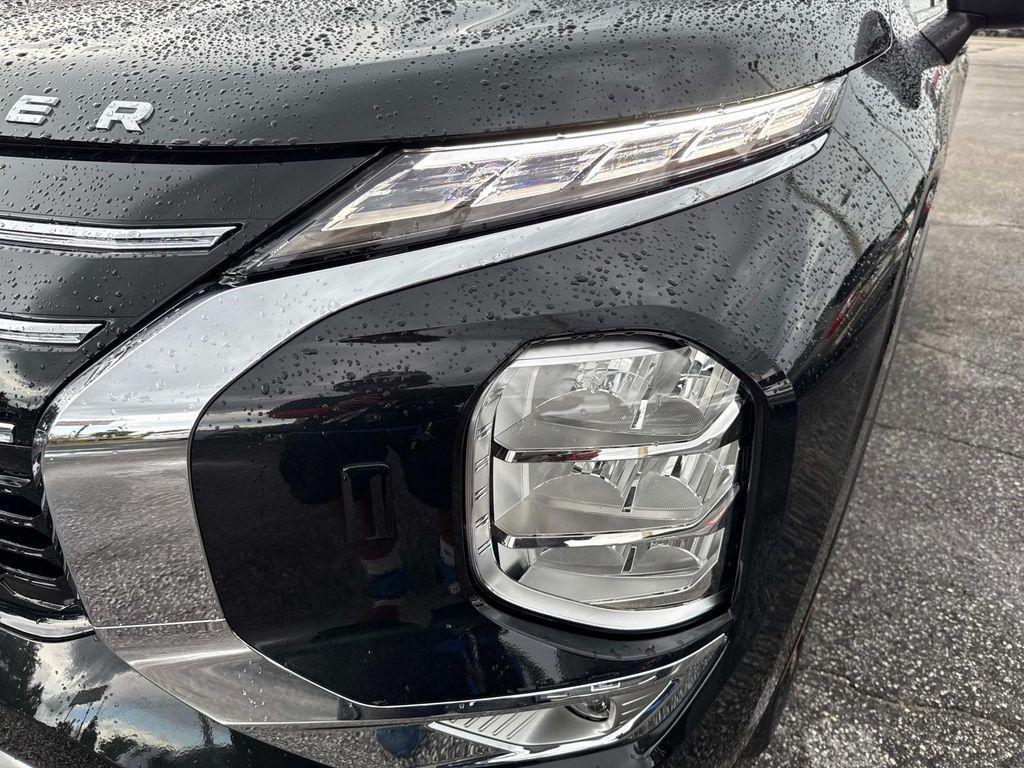 new 2025 Mitsubishi Outlander car, priced at $46,590