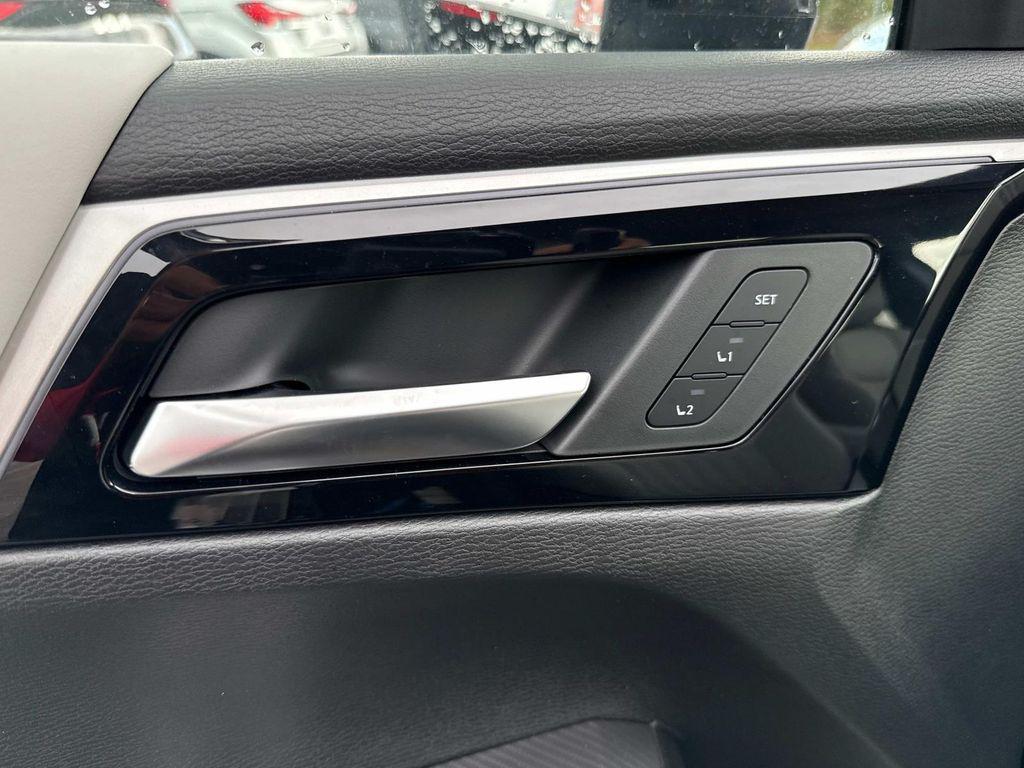 new 2025 Mitsubishi Outlander car, priced at $46,590