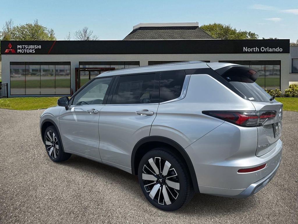 new 2025 Mitsubishi Outlander car, priced at $41,005