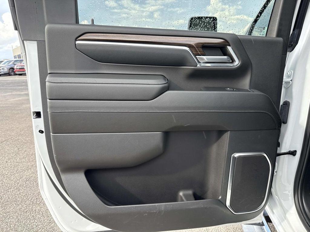 used 2024 Chevrolet Silverado 2500 car, priced at $53,888