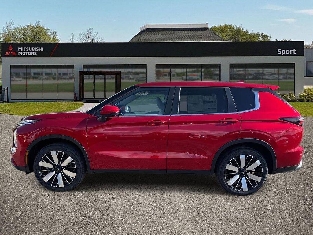 new 2025 Mitsubishi Outlander car, priced at $31,890