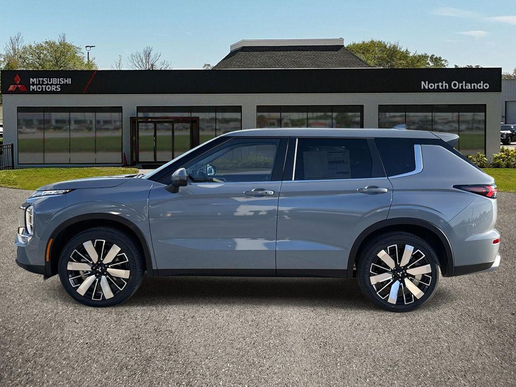 new 2026 Mitsubishi Outlander car, priced at $37,675