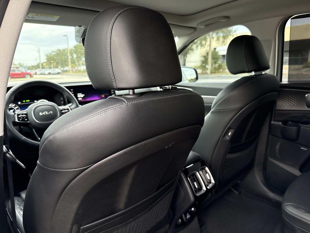 used 2023 Kia Sorento car, priced at $32,973