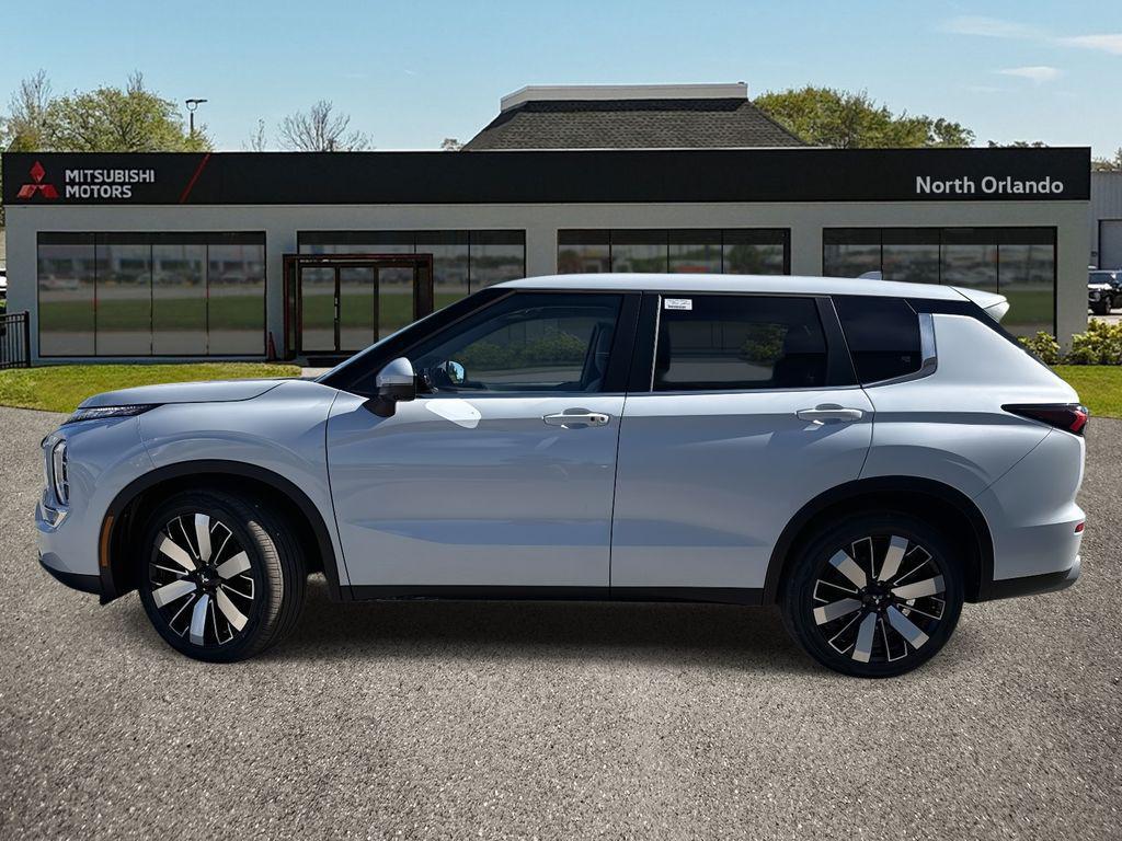 new 2026 Mitsubishi Outlander car, priced at $32,775
