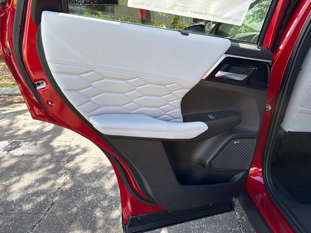 new 2025 Mitsubishi Outlander car, priced at $43,400