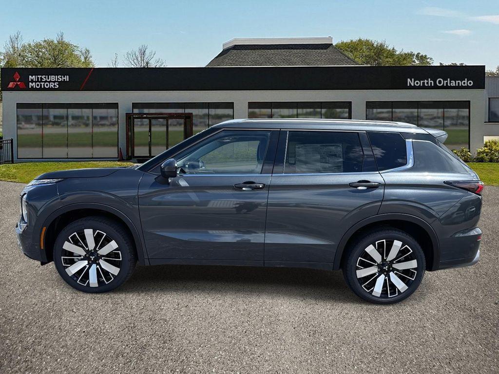 new 2025 Mitsubishi Outlander car, priced at $41,005