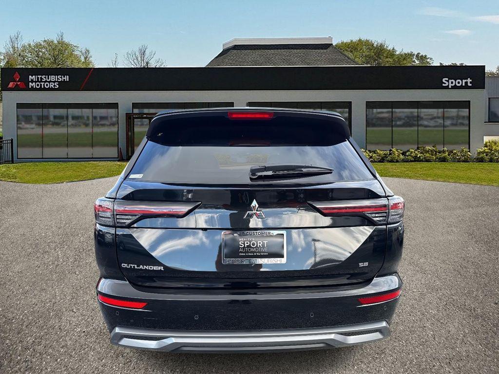 new 2025 Mitsubishi Outlander car, priced at $31,765