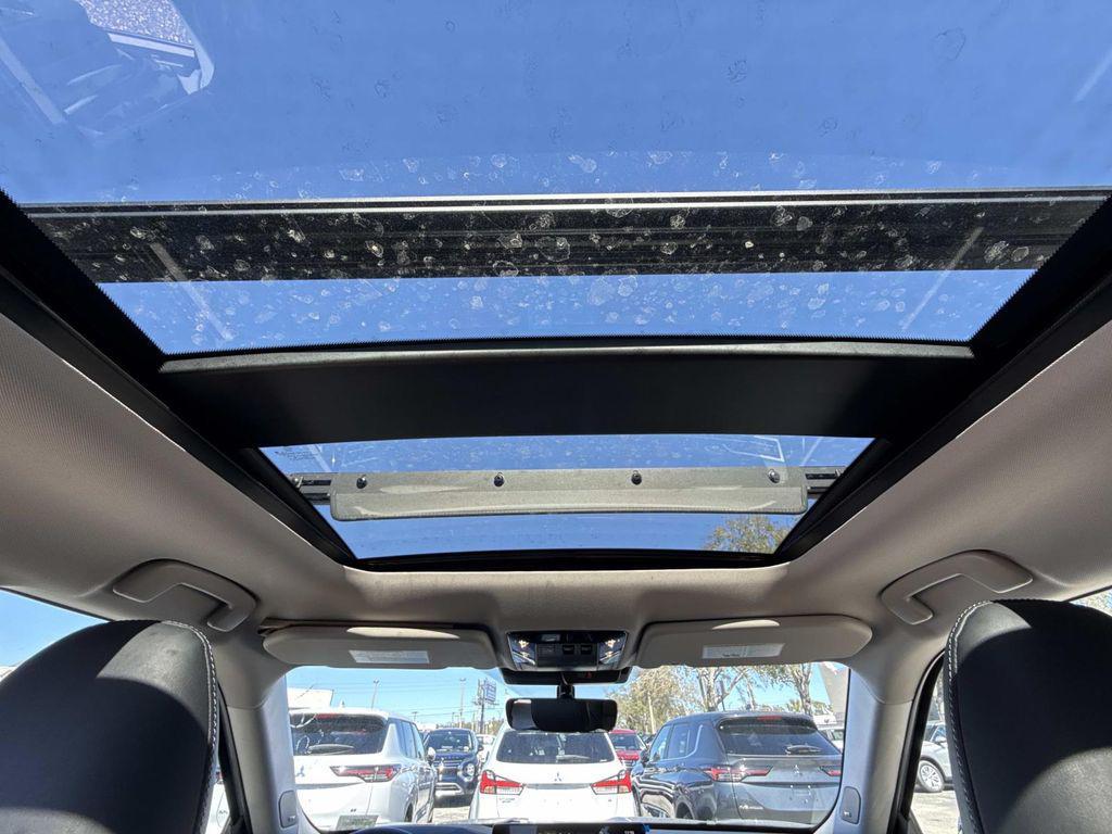 new 2026 Mitsubishi Outlander car, priced at $38,384