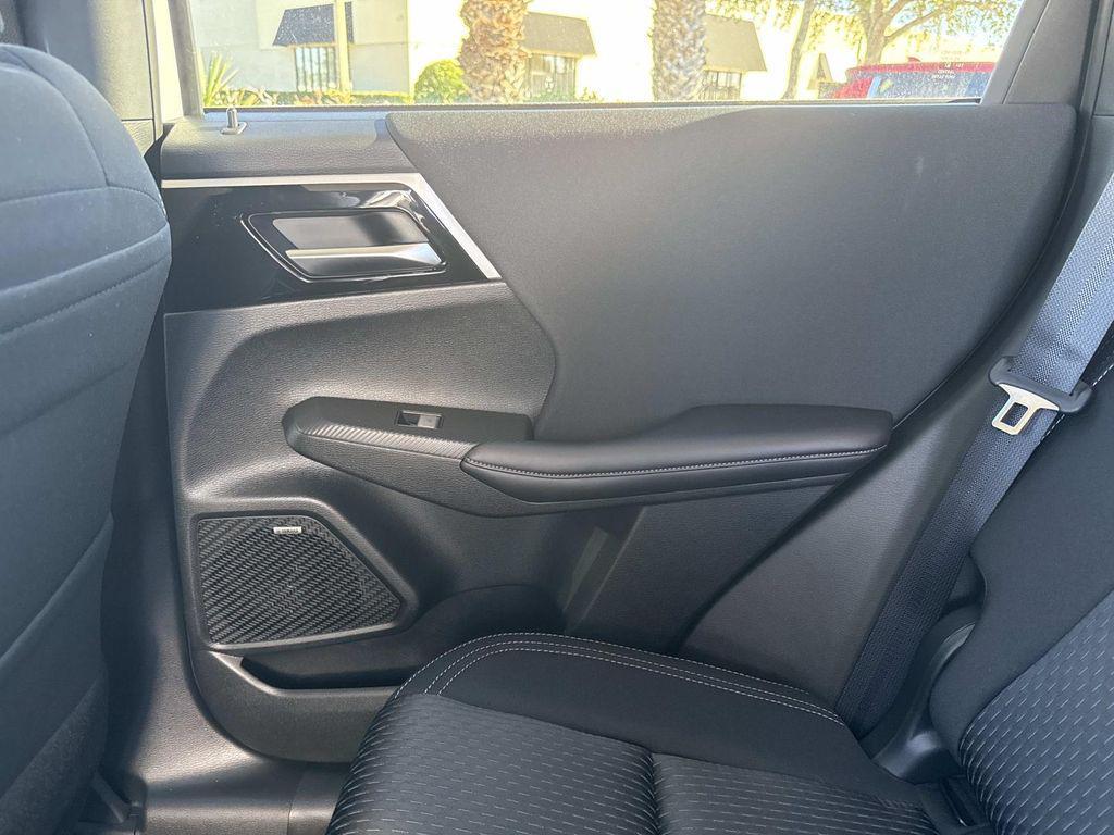 new 2025 Mitsubishi Outlander car, priced at $33,405