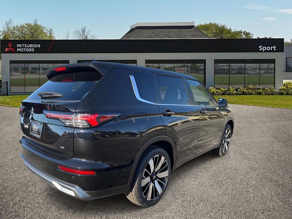 new 2025 Mitsubishi Outlander car, priced at $31,445