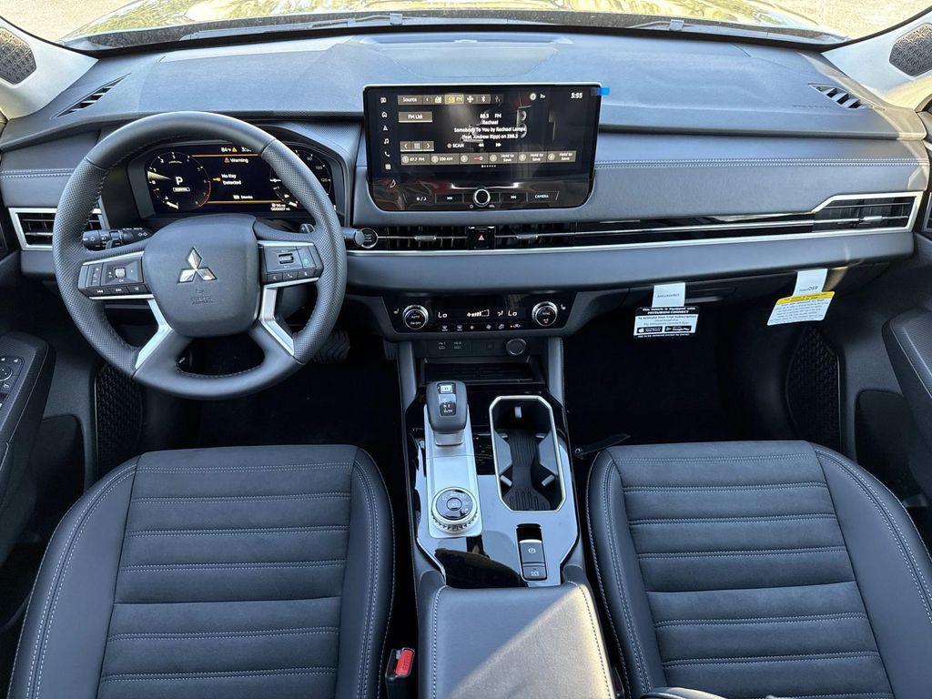 new 2025 Mitsubishi Outlander car, priced at $39,445