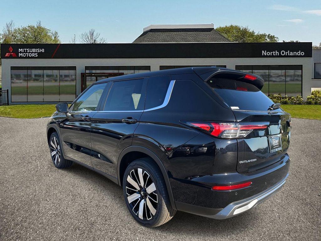 new 2025 Mitsubishi Outlander car, priced at $39,445