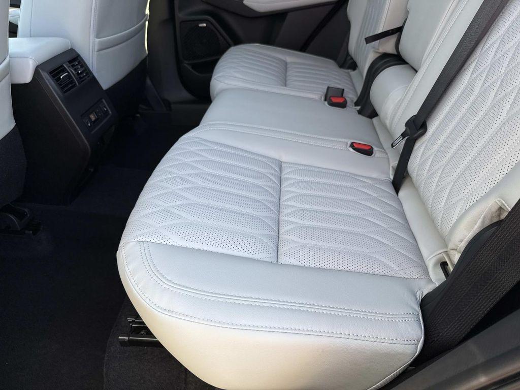 new 2026 Mitsubishi Outlander car, priced at $38,035