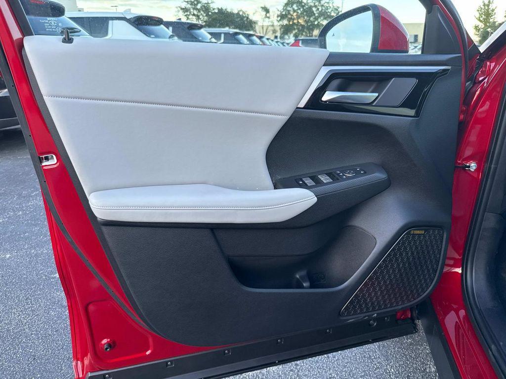 new 2025 Mitsubishi Outlander car, priced at $39,900