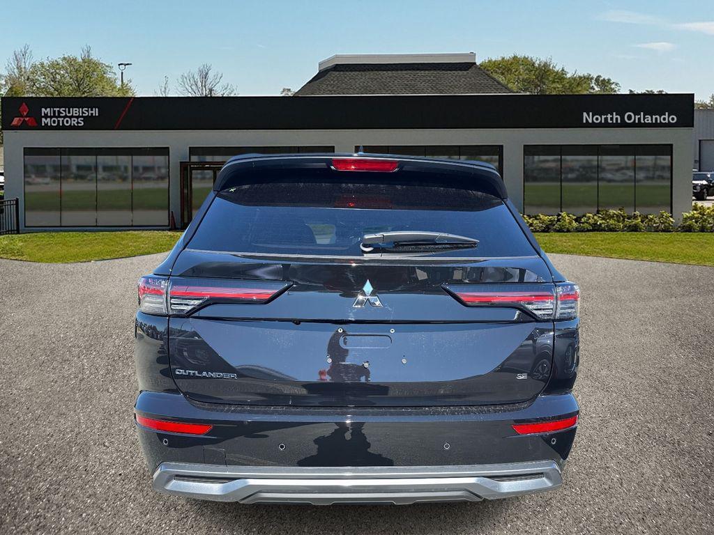 new 2026 Mitsubishi Outlander car, priced at $32,180