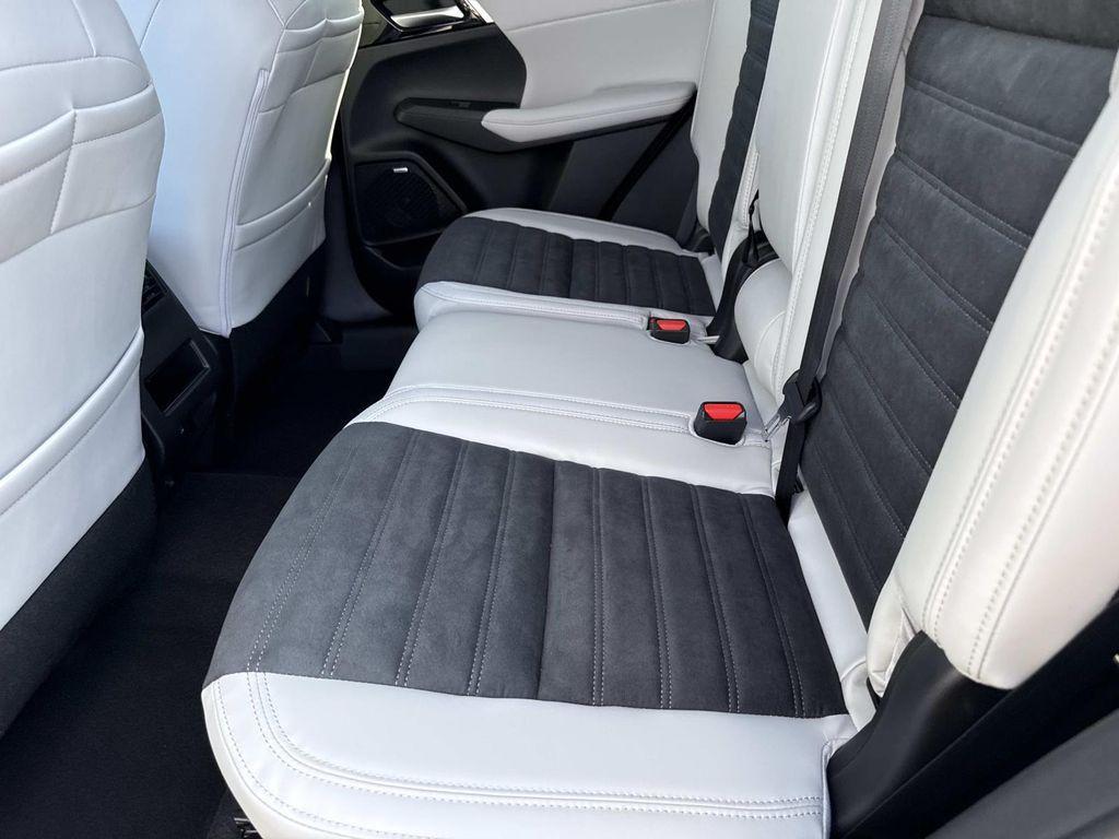 new 2026 Mitsubishi Outlander car, priced at $37,875